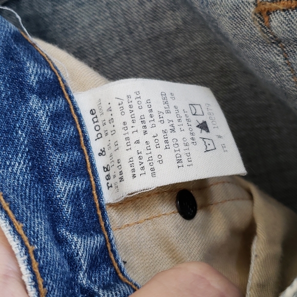 Rag & Bone mid rise slim mom jeans size 25 - Picture 3 of 4